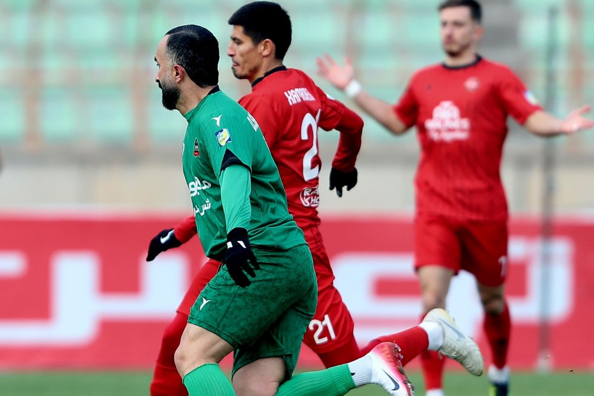 گزارش زنده/ شمس‌آذر صفر - تراکتور صفر