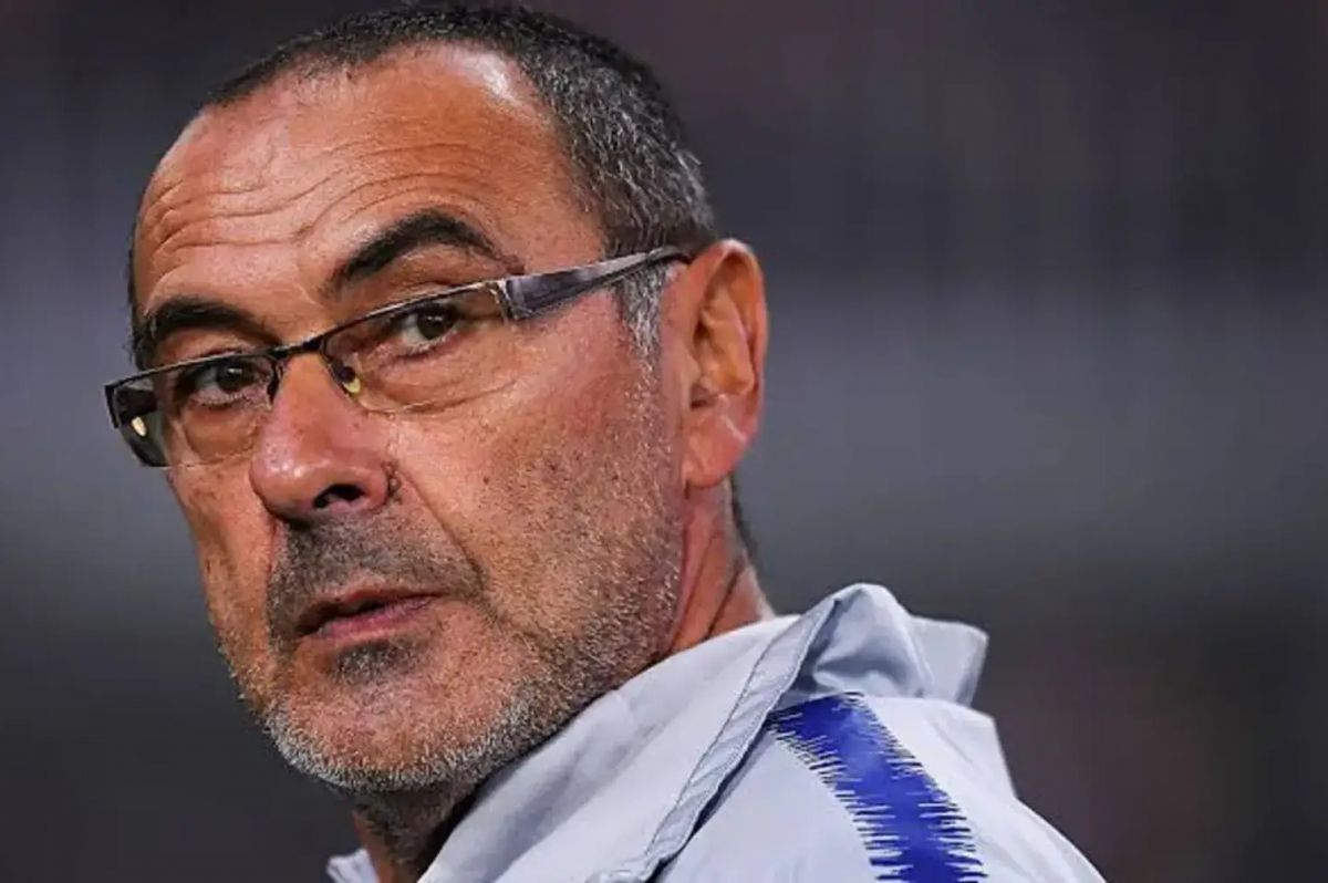 ستاره سابق چلسی: به خاطر این مربی، سیگاری شدم!