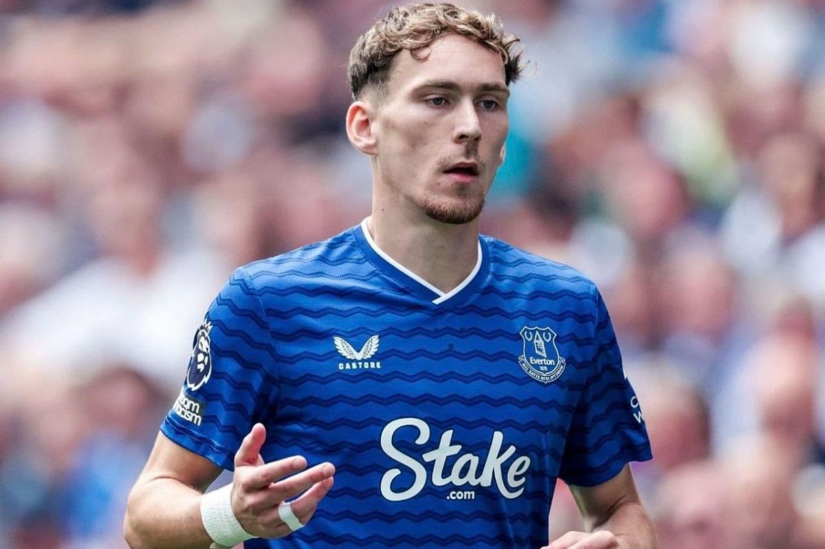 بازگشت به خانه؟ منچستریونایتد جیمز گارنر را زیر نظر گرفت