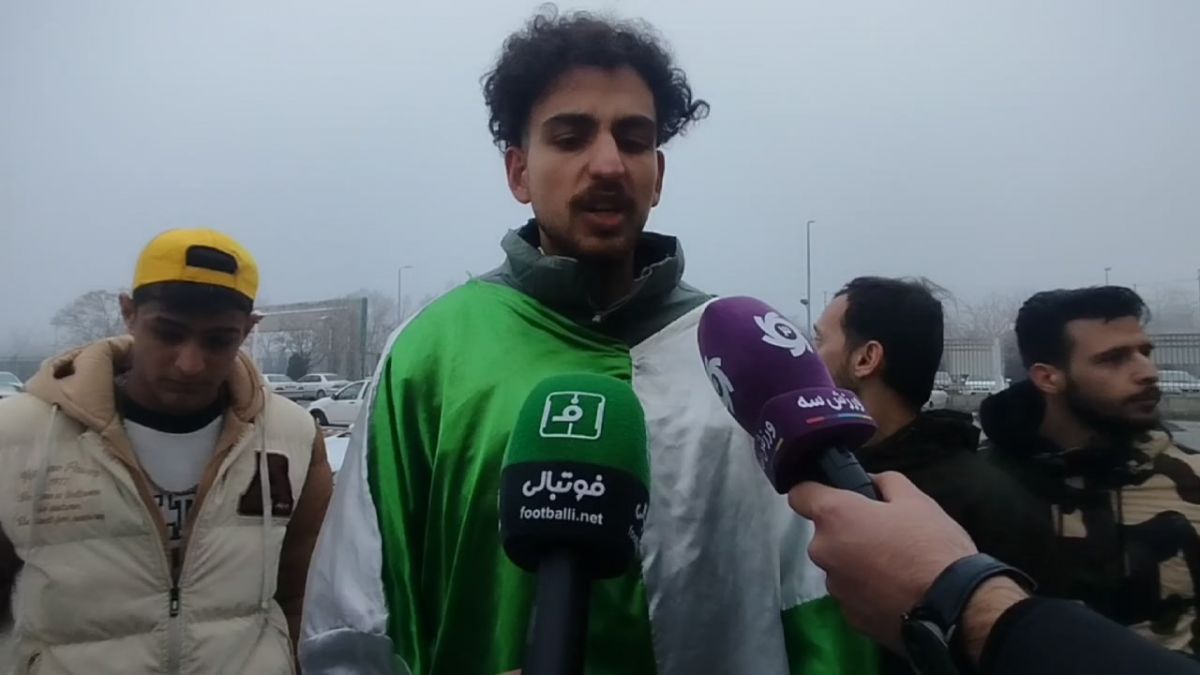 اعتراض شدید هواداران آلومینیوم به بازیکنان و کادر فنی این تیم