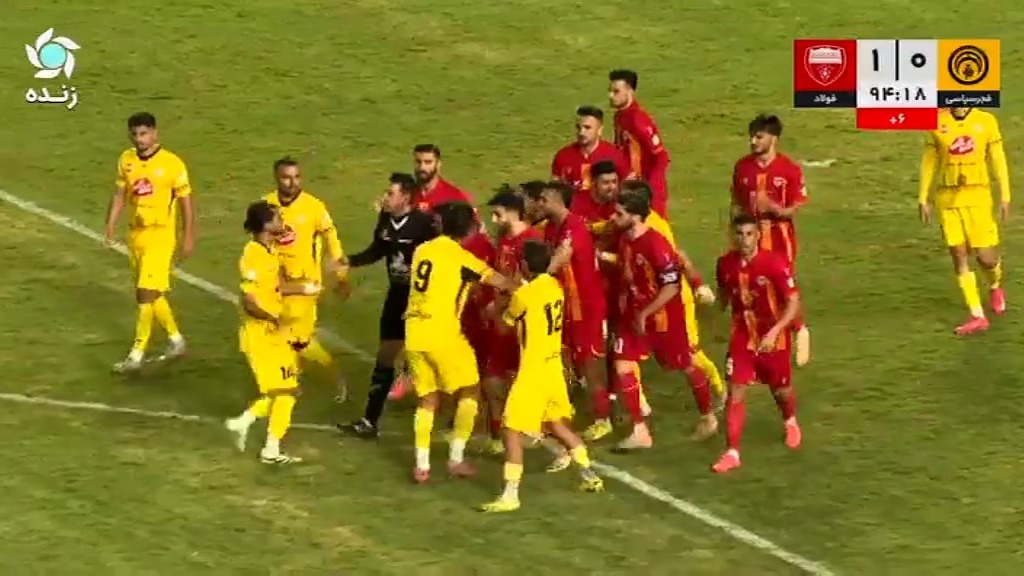 اعلام پنالتی جنجالی برای فجرسپاسی در وقت های تلف شده بازی