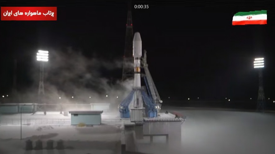 لحظه پرتاب ماهواره های ظفر 2، کوثر و پایا