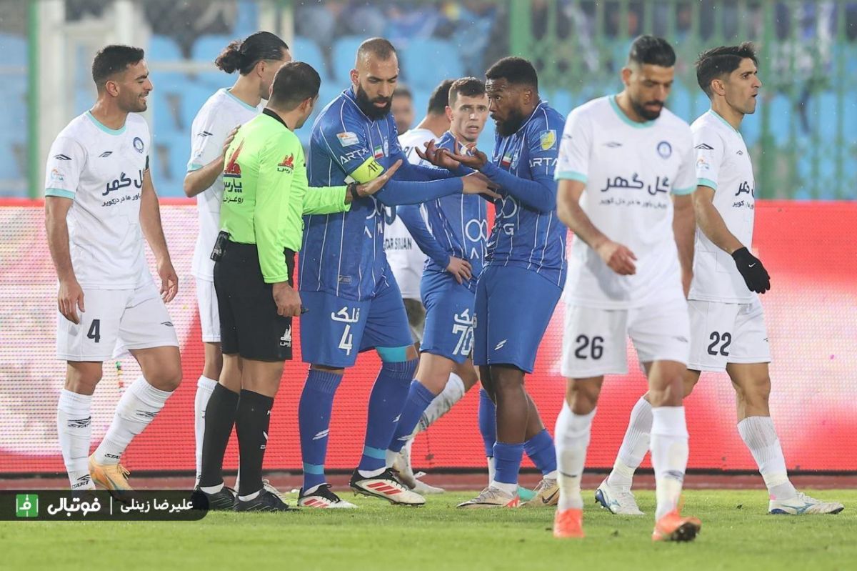 9 بازی و فقط 3 برد؛ خبری از ثبات در استقلال نیست