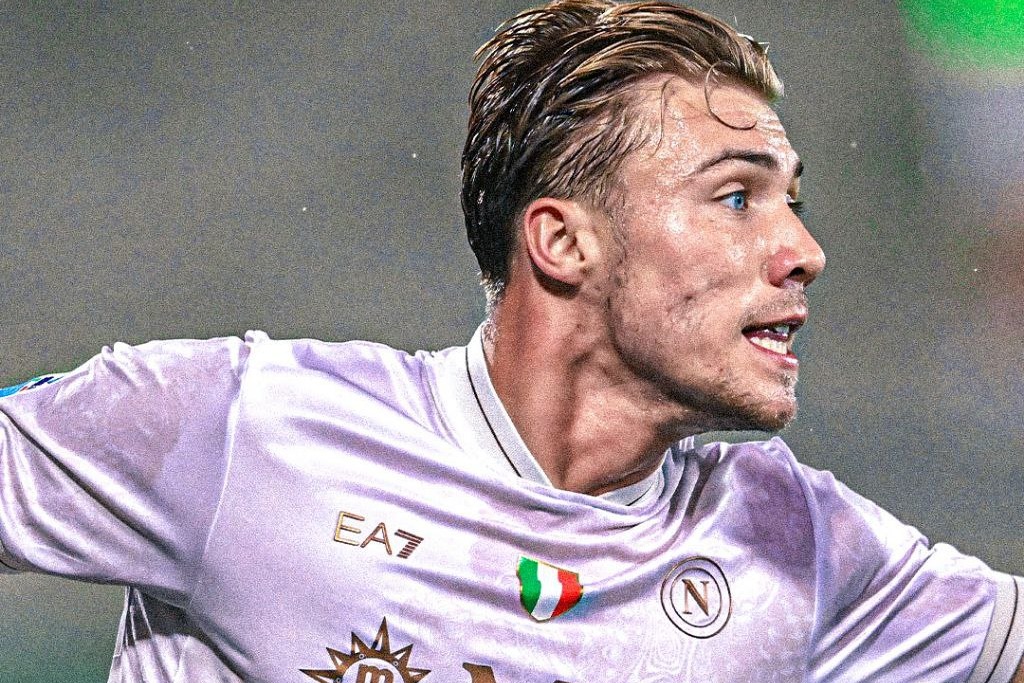 تصمیم قطعی در ناپل؛ هویلوند میماند