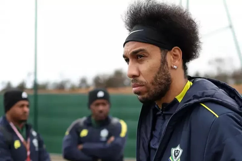 اوبامیانگ از تیم ملی گابن اخراج شد