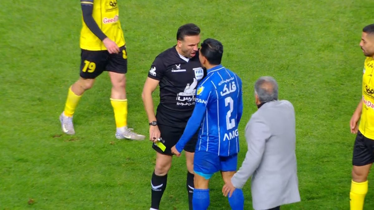 صالح حردانی بازی با تراکتور را از دست داد/ درگیری و کارت زرد آلوز و صالح حردانی