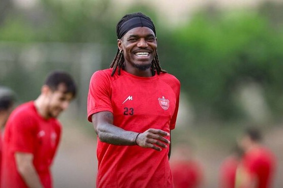 احتمال جدایی بیفوما از پرسپولیس