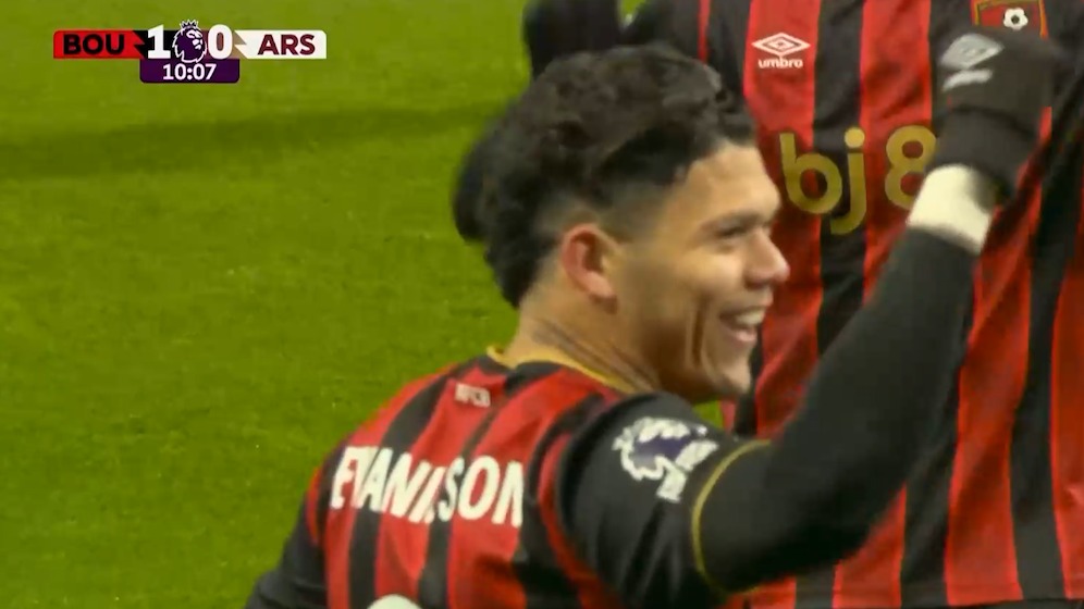 گل اول بورنموث به آرسنال (اوانیلسون)