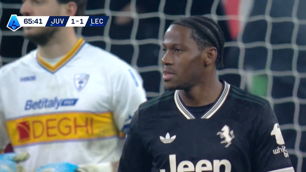 پنالتی عجیب و غریب جاناتان دیوید برای یوونتوس!