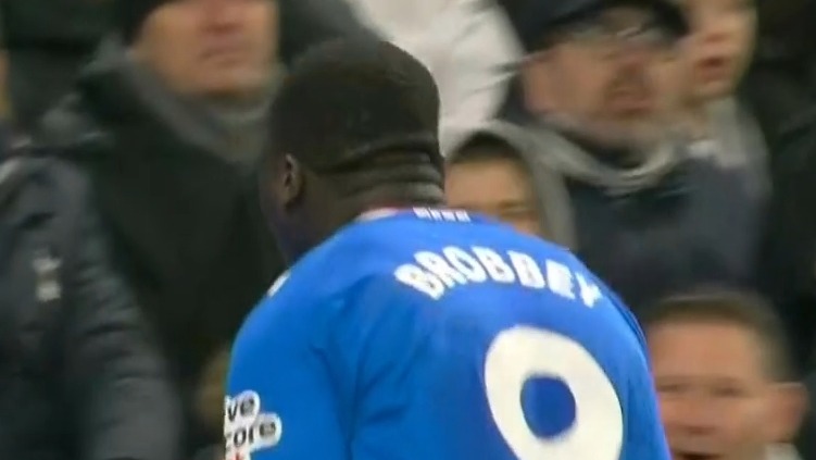 گل اول ساندرلند به تاتنهام (بروبی)