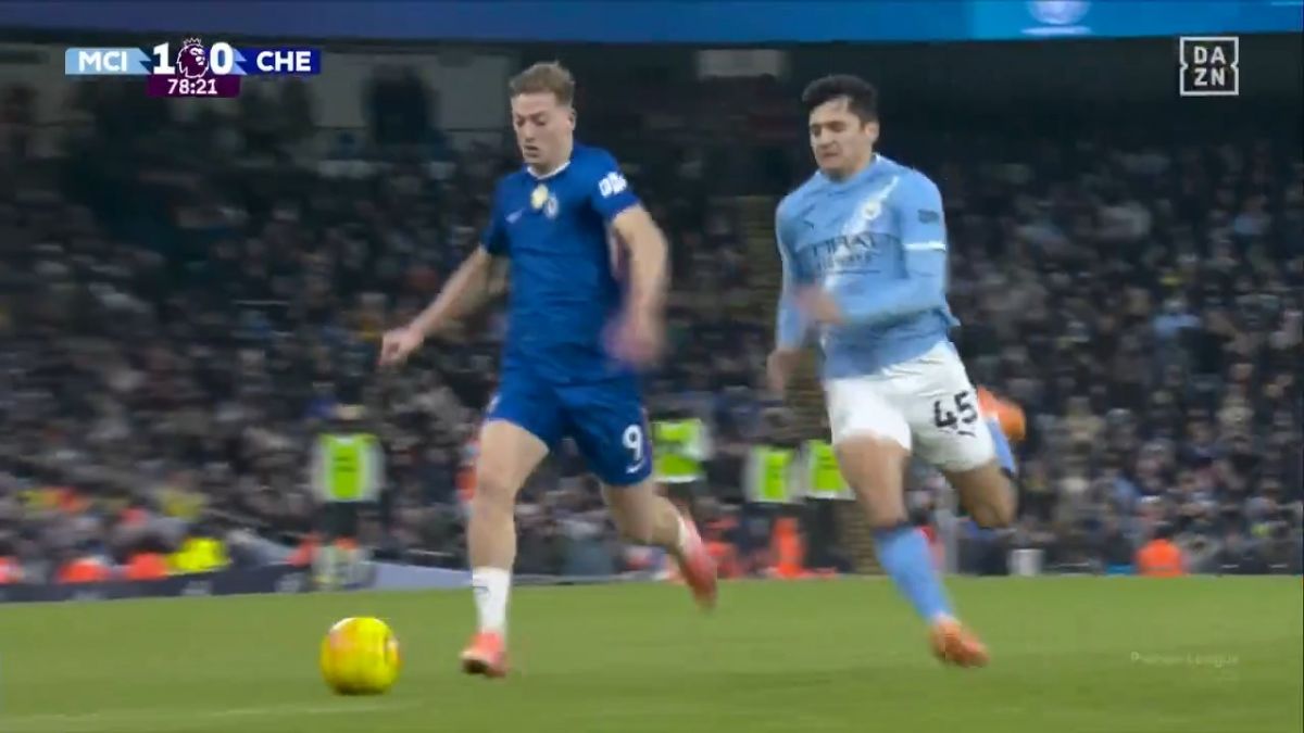 درگیری عجیب خوسانوف با مهاجم چلسی