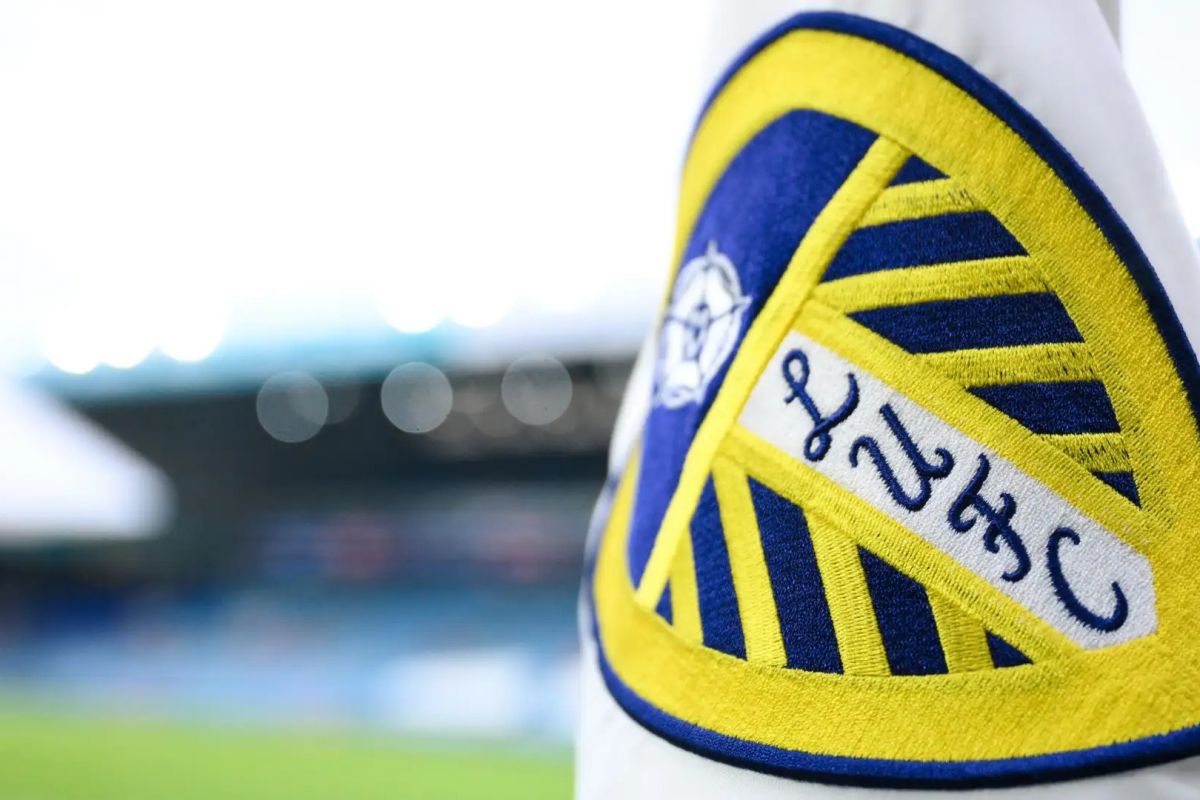 مرگ شوکه‌کننده هوادار لیدز یونایتد پس از جدال با منچستریونایتد