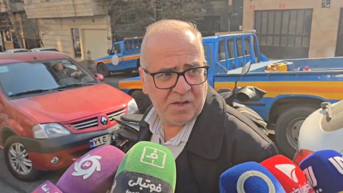 مجتبی فریدونی: تاجرنیا اگر بخواهد بماند، می‌ماند!