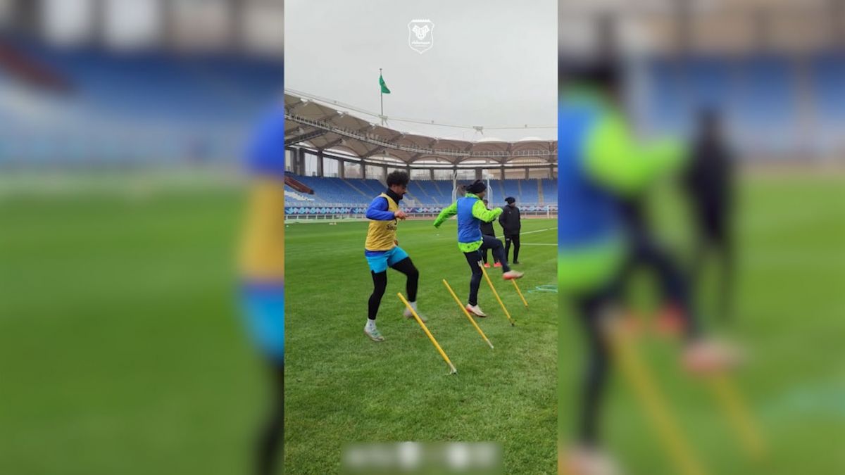 بخشهایی از تمرینات بازیکنان خیبر در ورزشگاه امام رضا(ع) مشهد