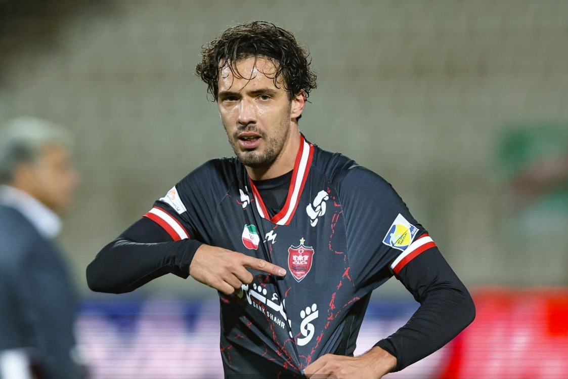 لحظات ماندگار پرسپولیس در نیم‌فصل؛ بازگشت اوسمار، کاشته باکیچ!