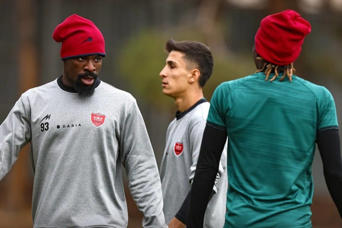 خریدهای بی‌نتیجه درویش؛ مازاد و نیمکت‌نشین!