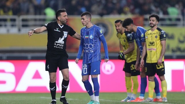 محرم نویدکیا: یاسر آسانی را اول من پیدا کردم اما...