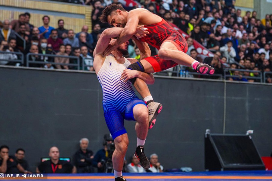 جریمه نقدی برای تیم کشتی استقلال و محرومیت برای مربی