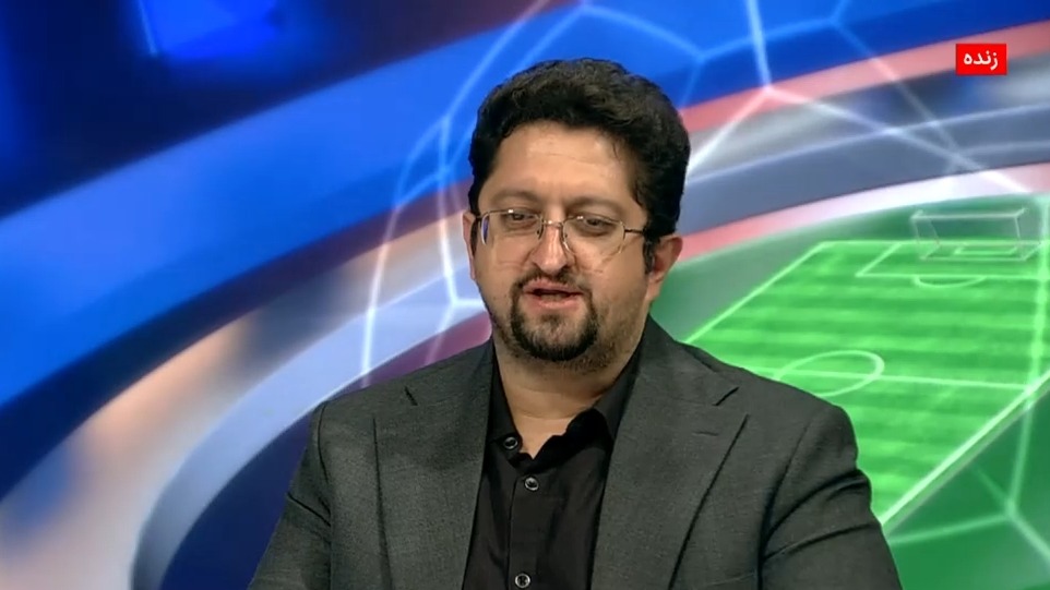 هومن افاضلی: برخی تیمهای لیگ برتر با پیامک هواداران سرمربی را برکنار می کنند