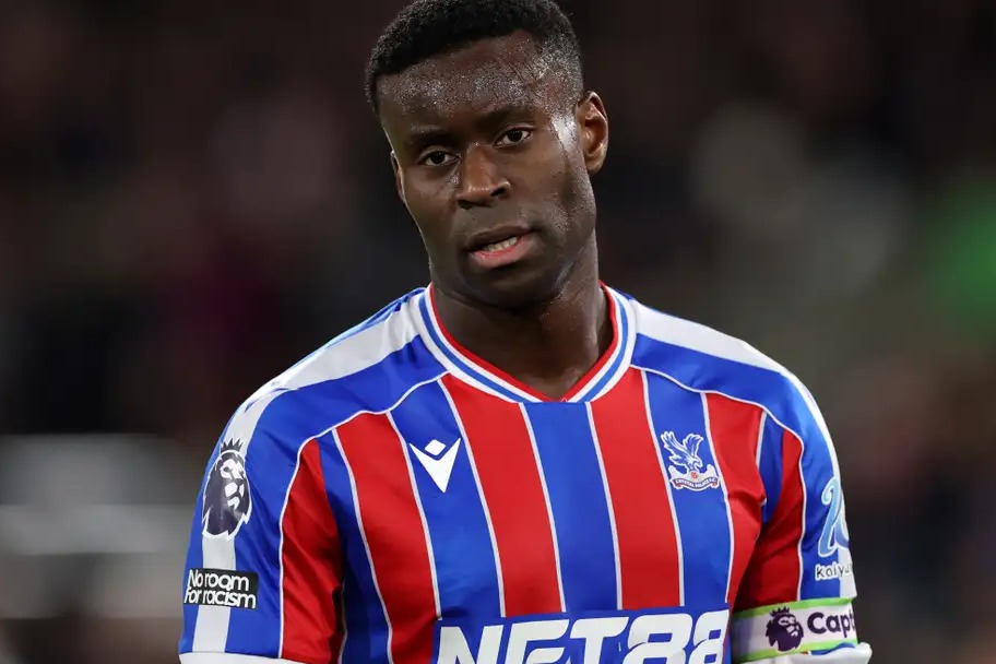 سرمربی کریستال پالاس اجازه خروج کاپیتانش را صادر کرد