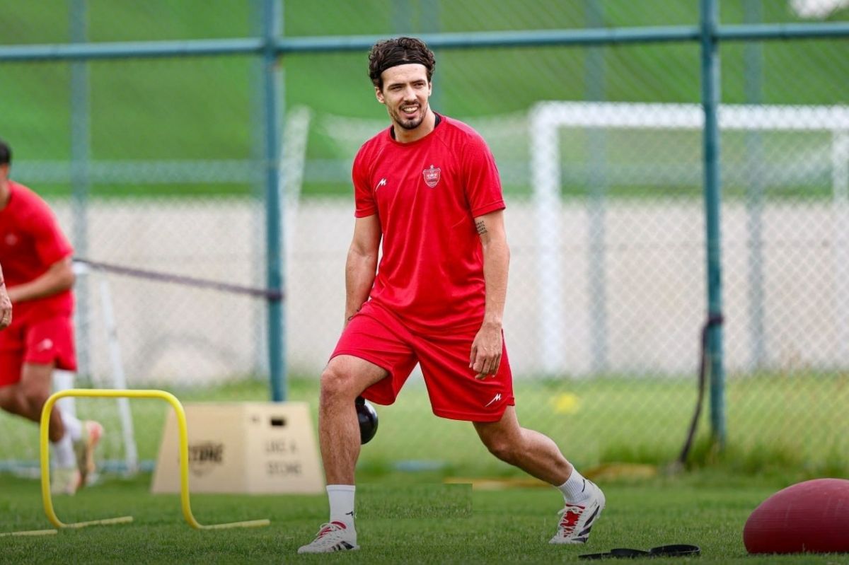 بازیکن خارجی پرسپولیس چهارشنبه به اردو اضافه می‌شود