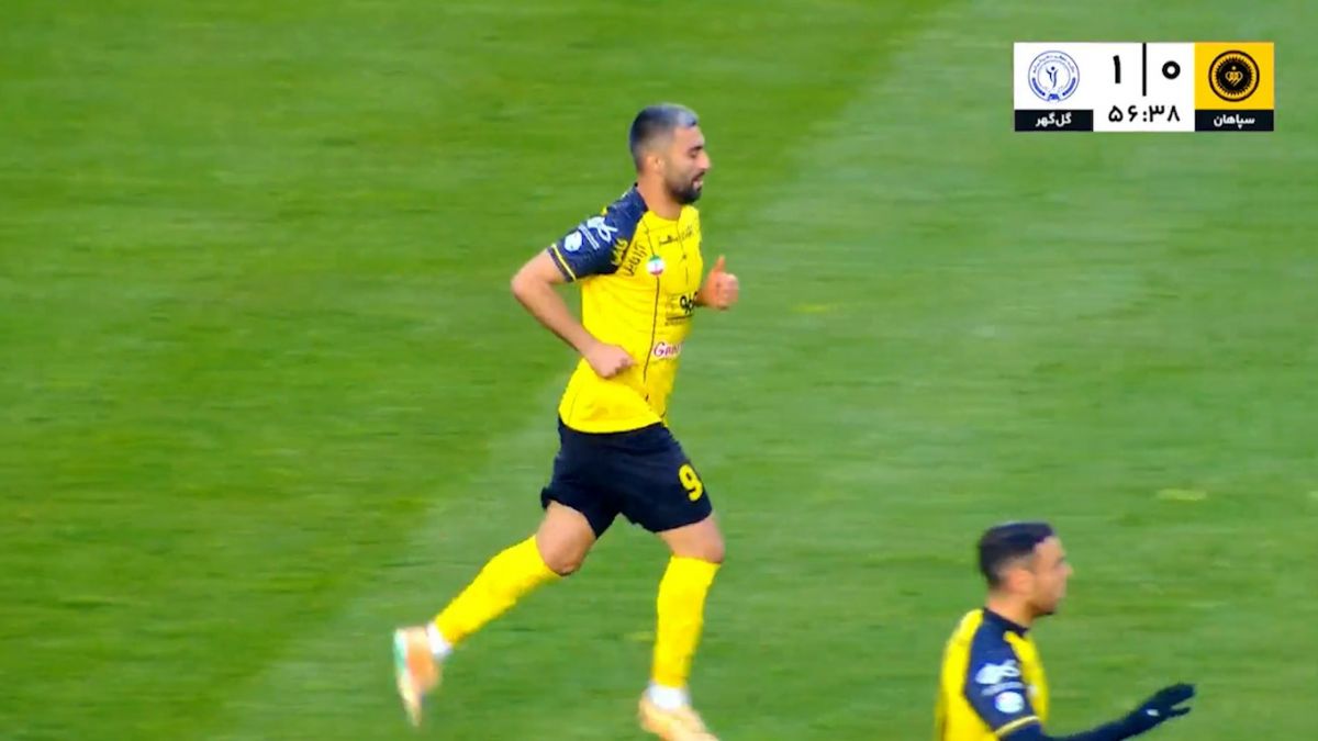 گل اول سپاهان به گل گهر سیرجان (کاوه رضایی)