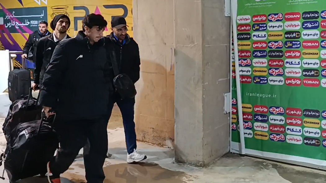 بازیکنان فجر سپاسی و خیبر بدون مصاحبه ورزشگاه را ترک کردند