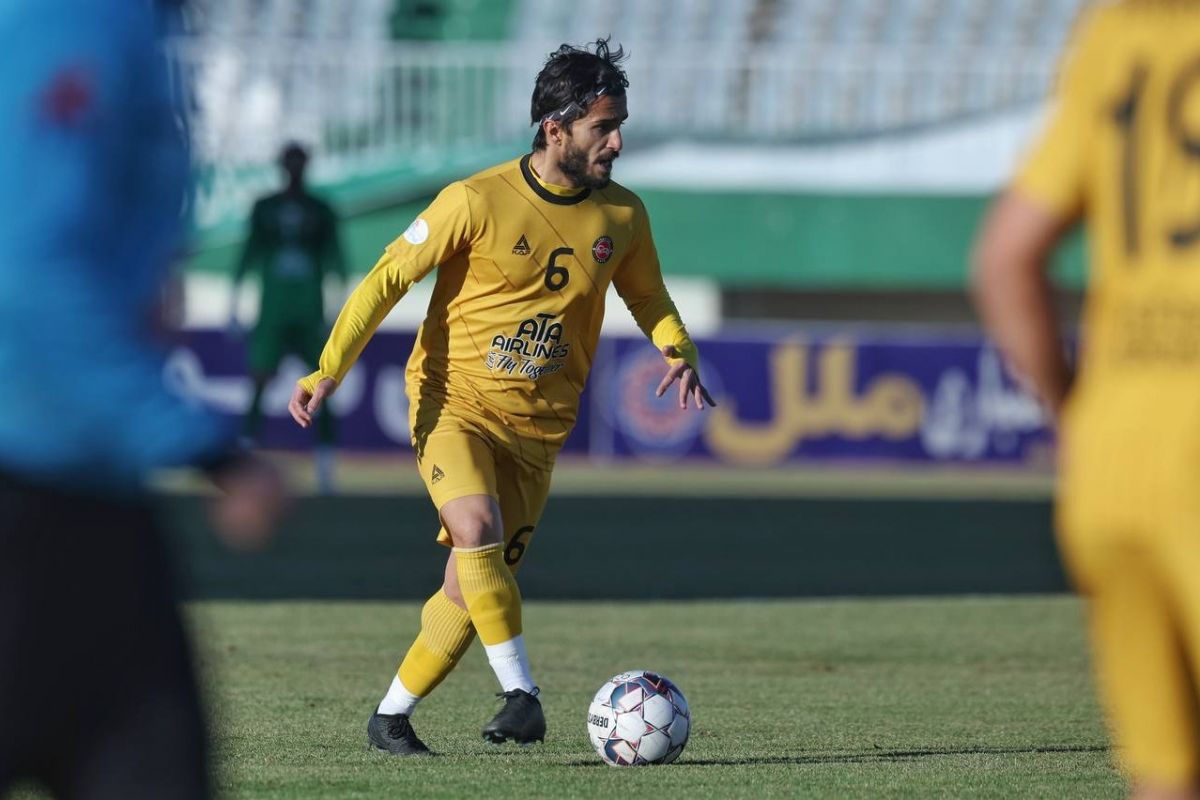 خرید جدید تراکتور پس از یک سال پا به توپ شد!