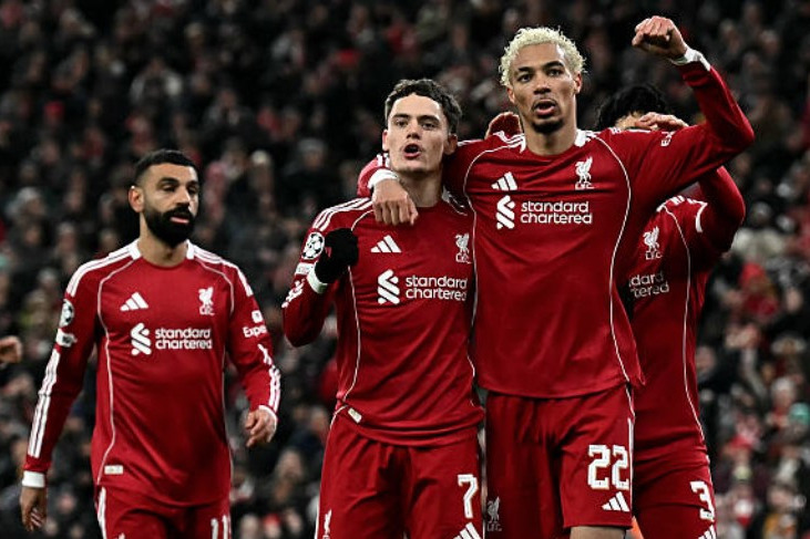 لیورپول با شش گل قره باغ را در هم کوبید