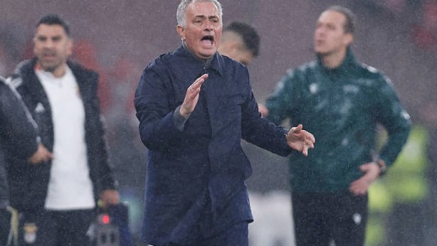 عذرخواهی مورینیو بابت حرکت تحقیرآمیزش مقابل رئال مادرید