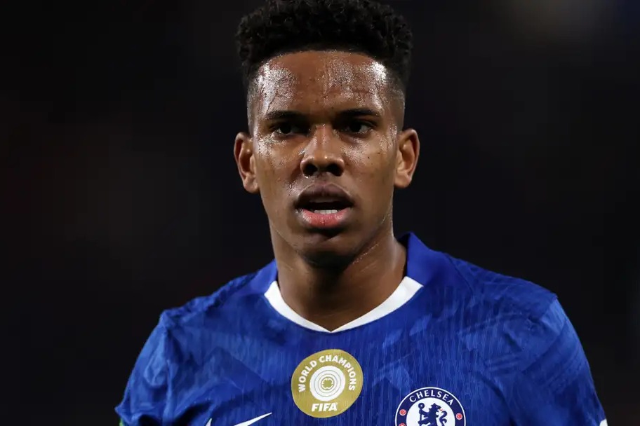 دلیل غیبت مسینیو در ترکیب چلسی چیست؟