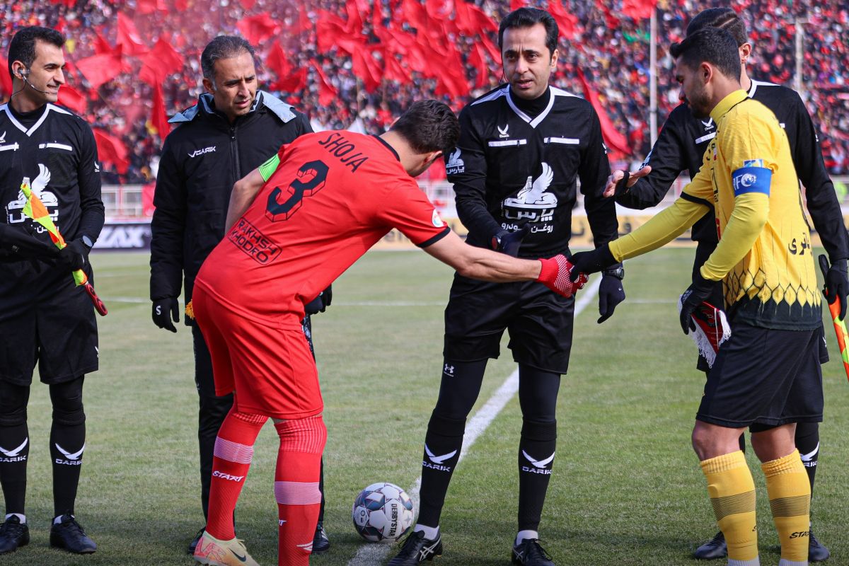 گزارش زنده/ اعلام ترکیب تراکتور و سپاهان برای بازی مهم هفته 19