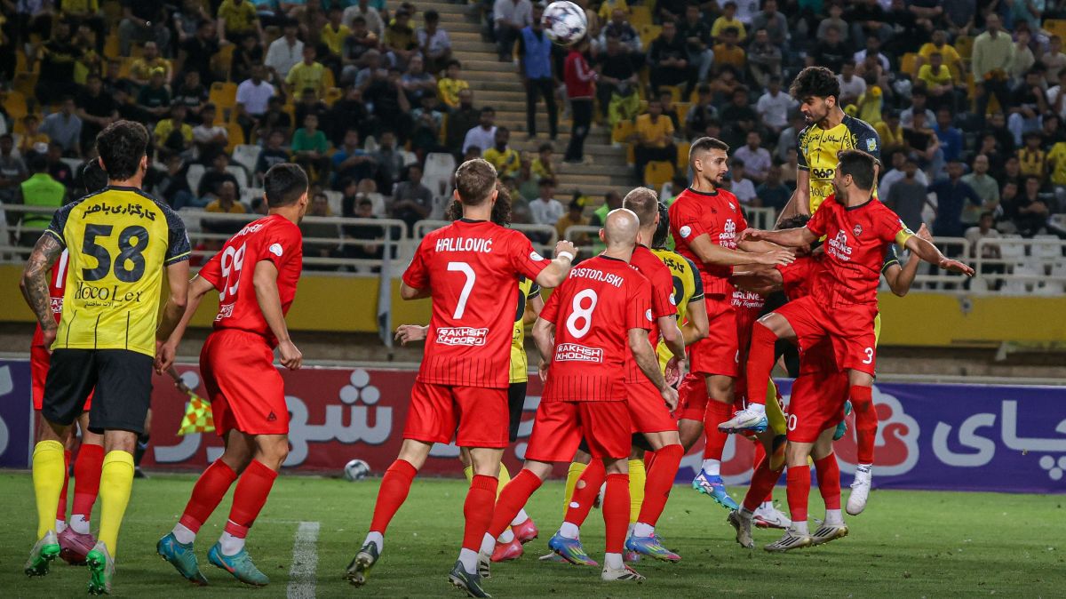 گزارش زنده/ اعلام ترکیب تراکتور و سپاهان برای بازی مهم هفته 19