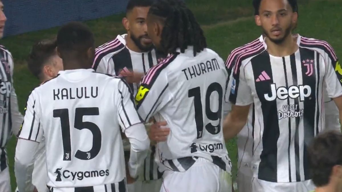 گل سوم یوونتوس به پارما (دبل برمر)