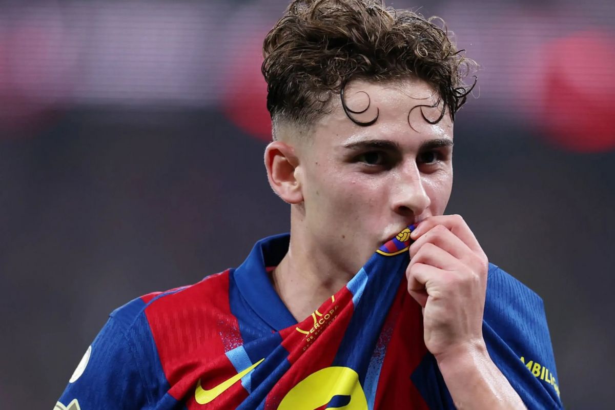 300 هزار لباس در انبار بارسلونا که هرگز استفاده نشدهاند