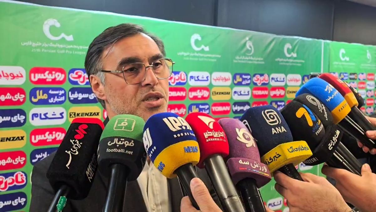 صحبتهای مدیرعامل باشگاه شمس آذر در پایان بازی با استقلال