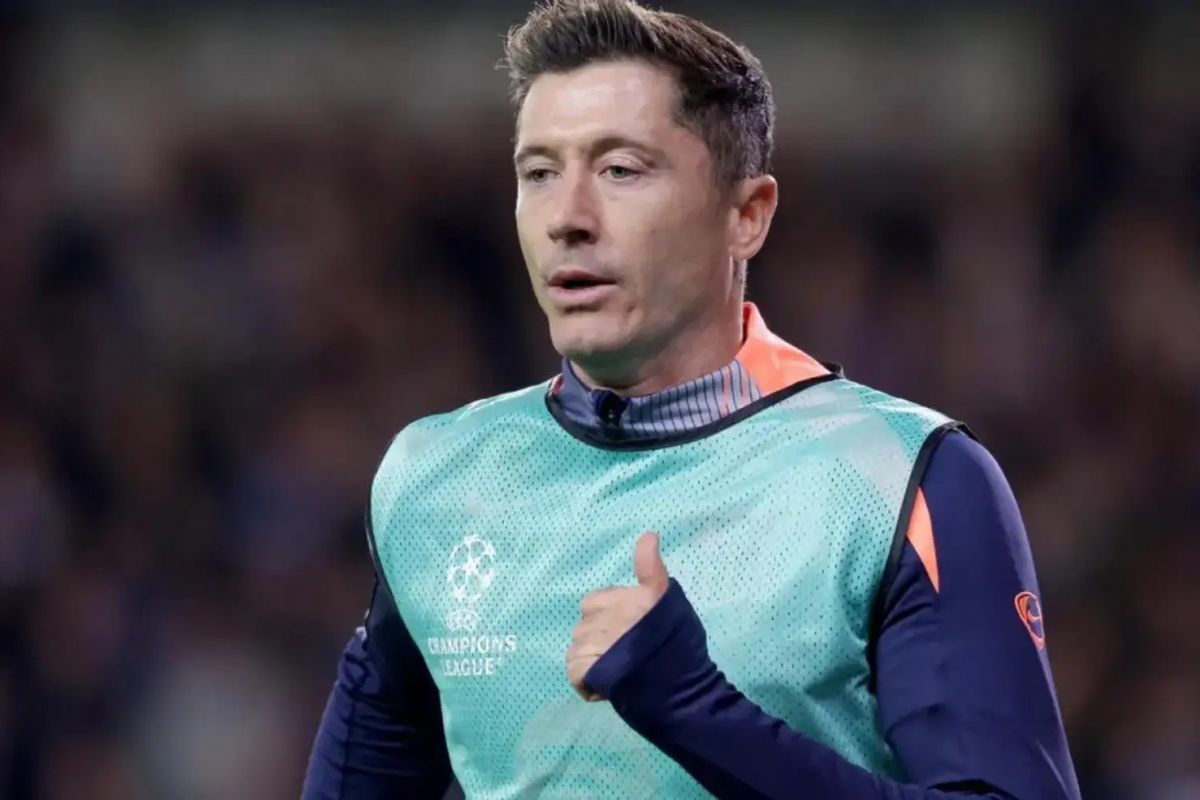 بارسلونا در حال بررسی پیشنهاد تمدید قرارداد به لواندوفسکی