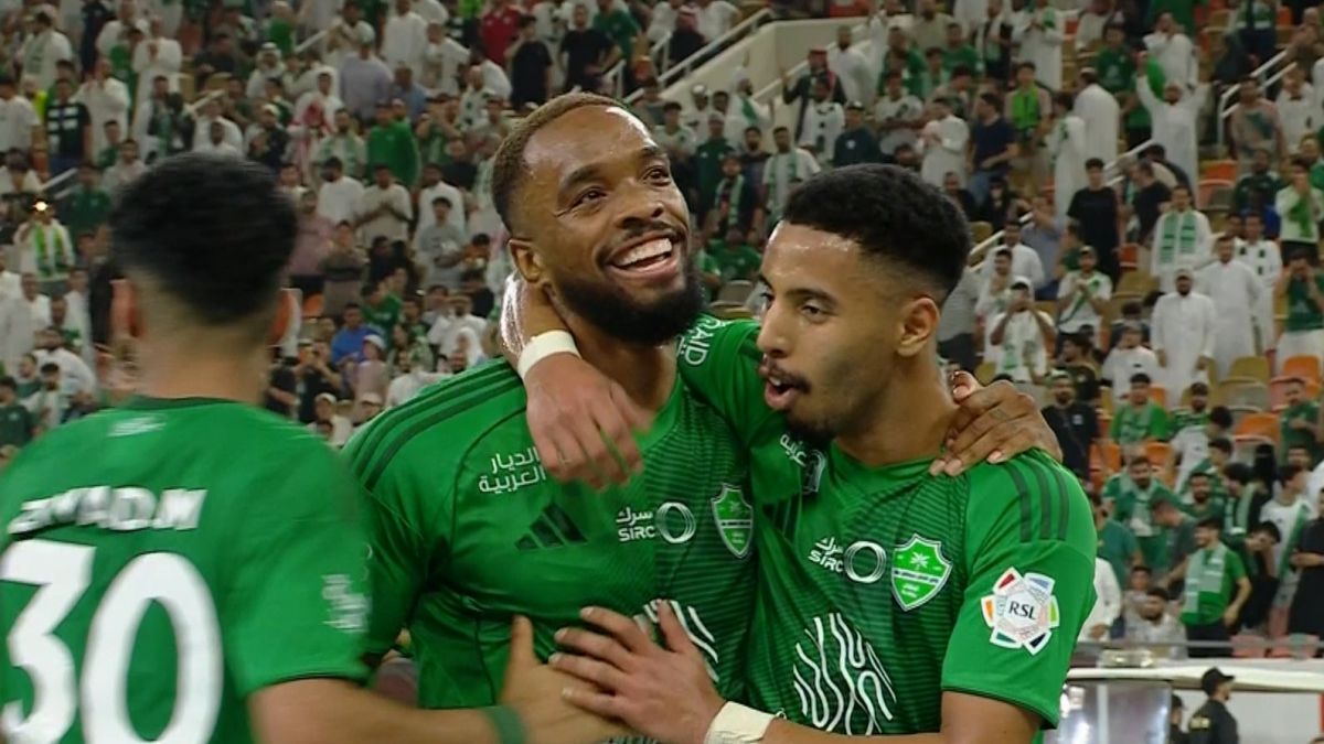 گل اول الاهلی عربستان به الحزم (ایوان تونی)