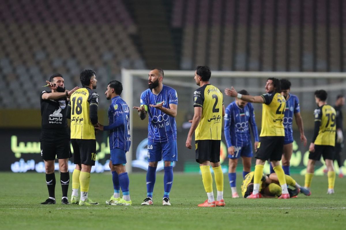 برگزاری استقلال-سپاهان در کشور سوم؟!