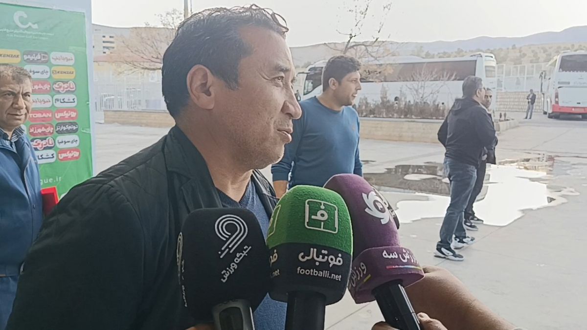 خداداد عزیزی: همچنان جز مدعیان قهرمانی هستیم