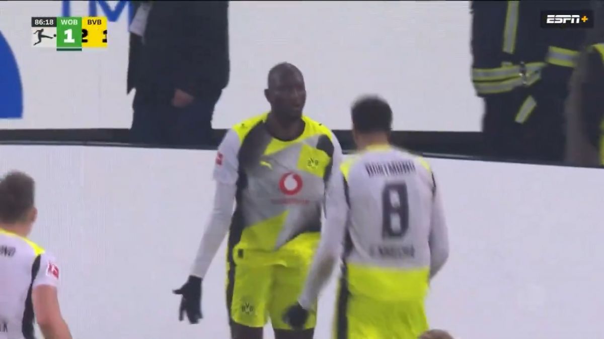 گل دوم دورتموند به وولفسبورگ (سرهو گیراسی)