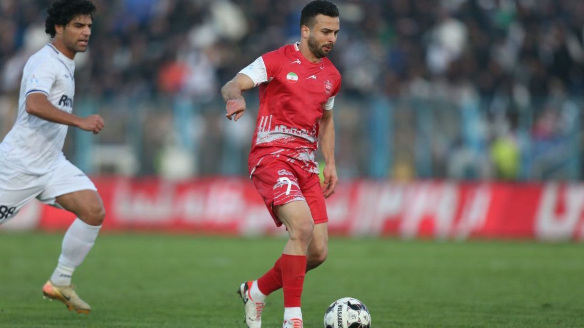 گزارش زنده/ ملوان یک - پرسپولیس صفر