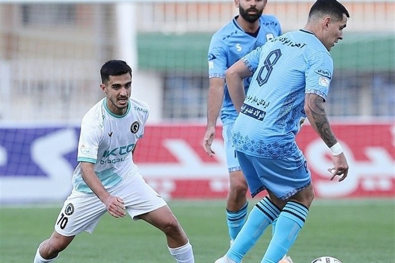 مهاجم جدید پاراگوئه‌ای در چادرملو