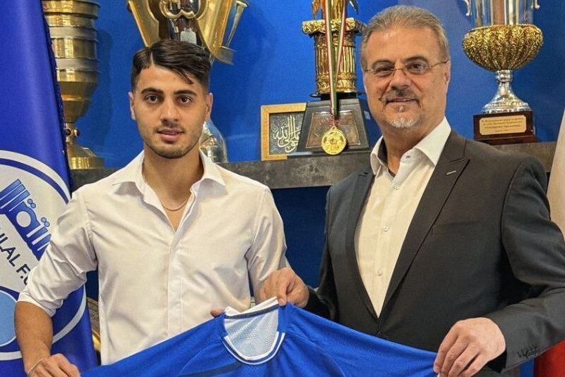 تخلف آشکار در قرارداد سحرخیزان؛ صد هزار دلار تقدیم به ایجنتش!