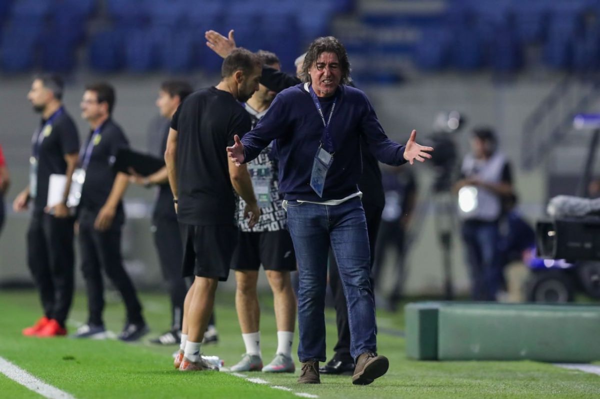 ششمین باخت فصل آبی‌ها با تنها دو شوت در چارچوب؛ بدشانس مثل ساپینتو!