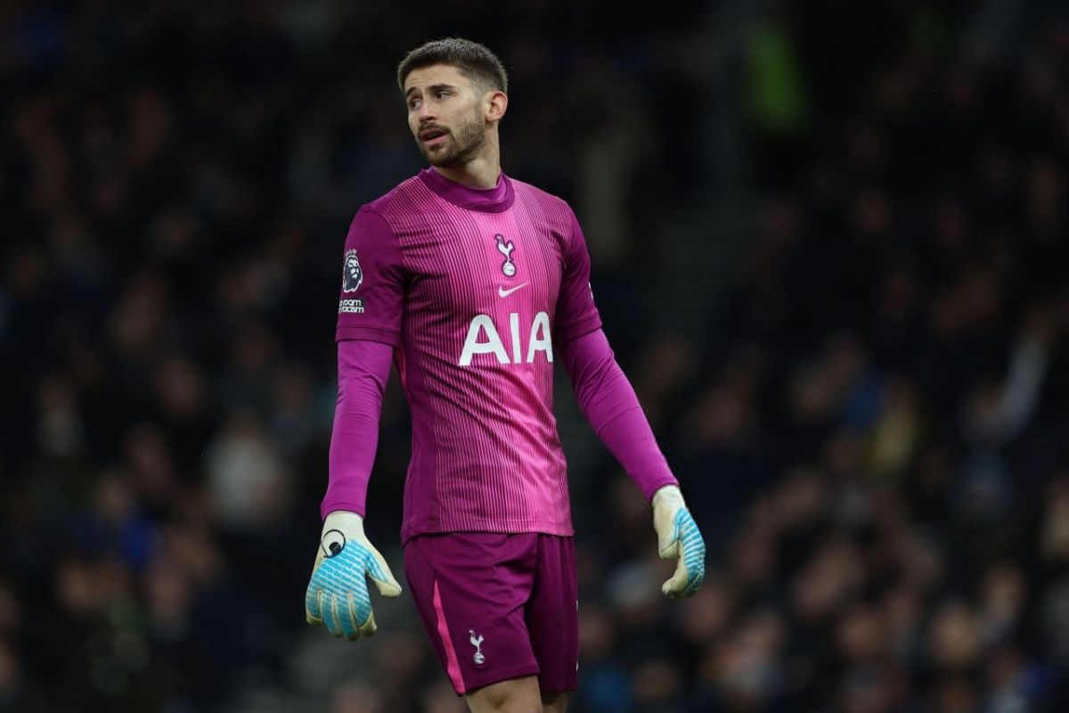 یوونتوس و اینتر در کمین دروازه‌بان ایتالیایی تاتنهام