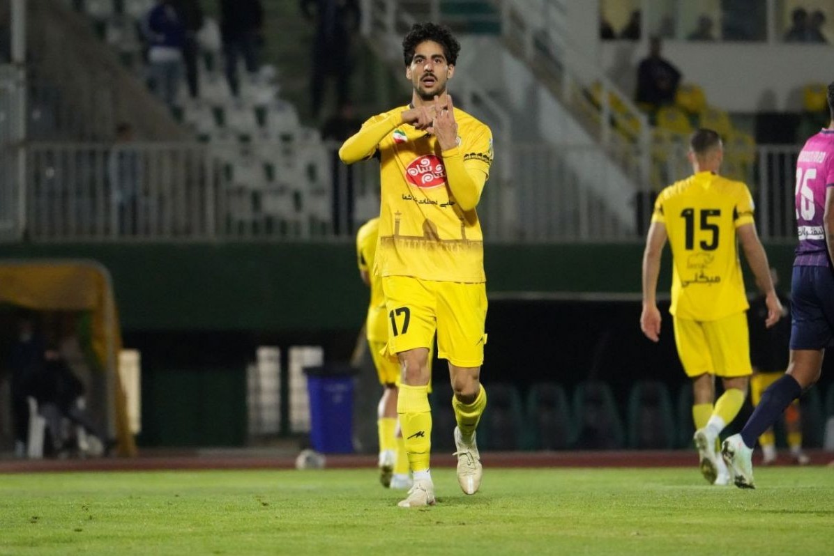 غیبت گلزنان فجر مقابل استقلال خوزستان