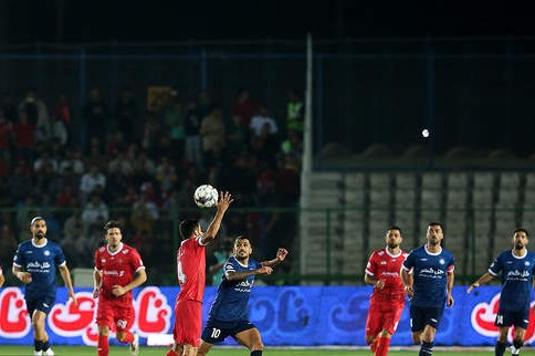 گل‌گهر با دو غایب خارجی مقابل پرسپولیس