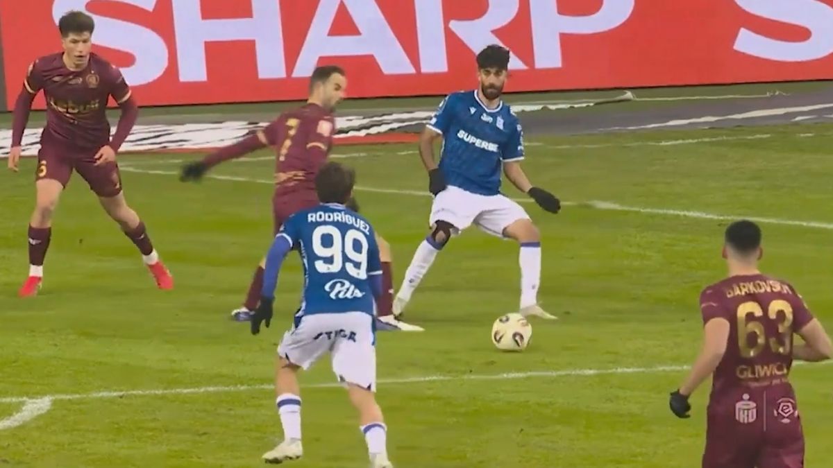 گل دوم لخ پوزنان به پیاست گلیویتسه (پاس گل علی قلی زاده)