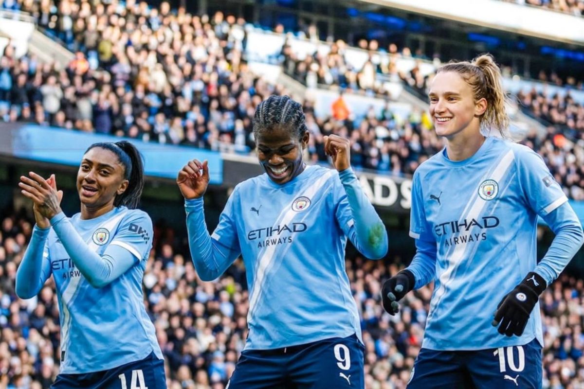 برد پرگل سیتی برای حفظ صدرنشینی